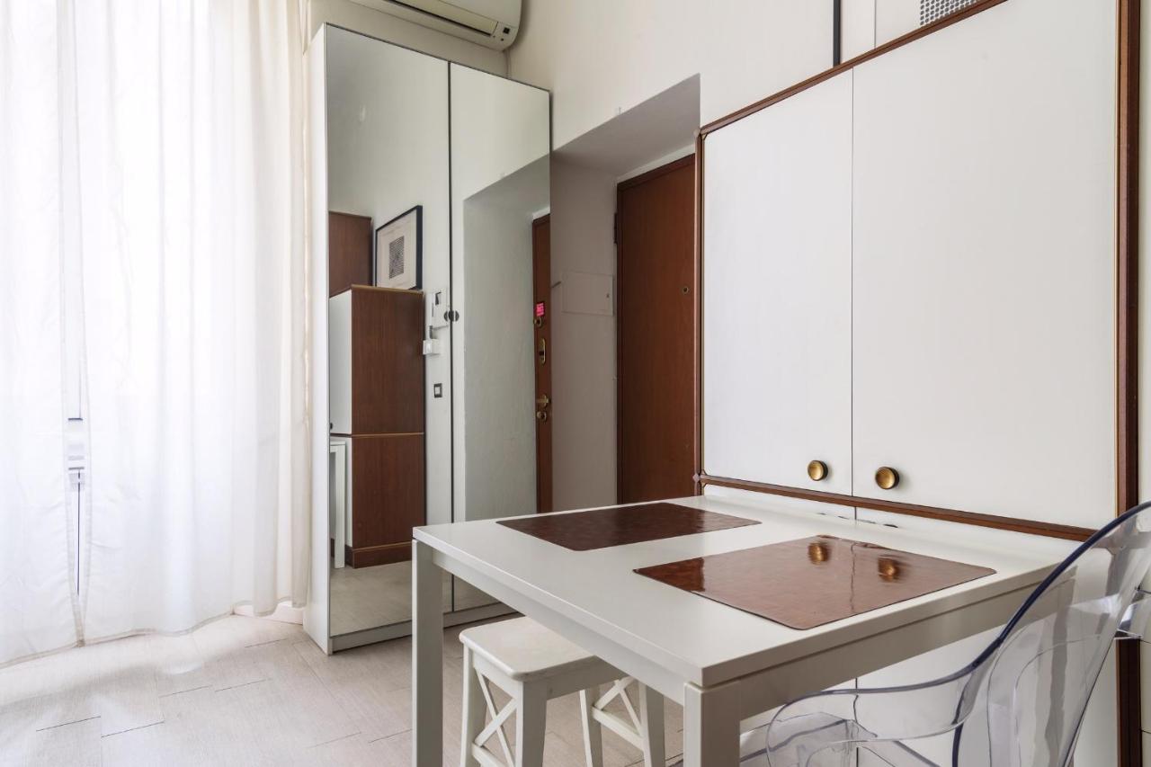 Charming Nest In The Heart Of Milano-Isola Apartment Bagian luar foto